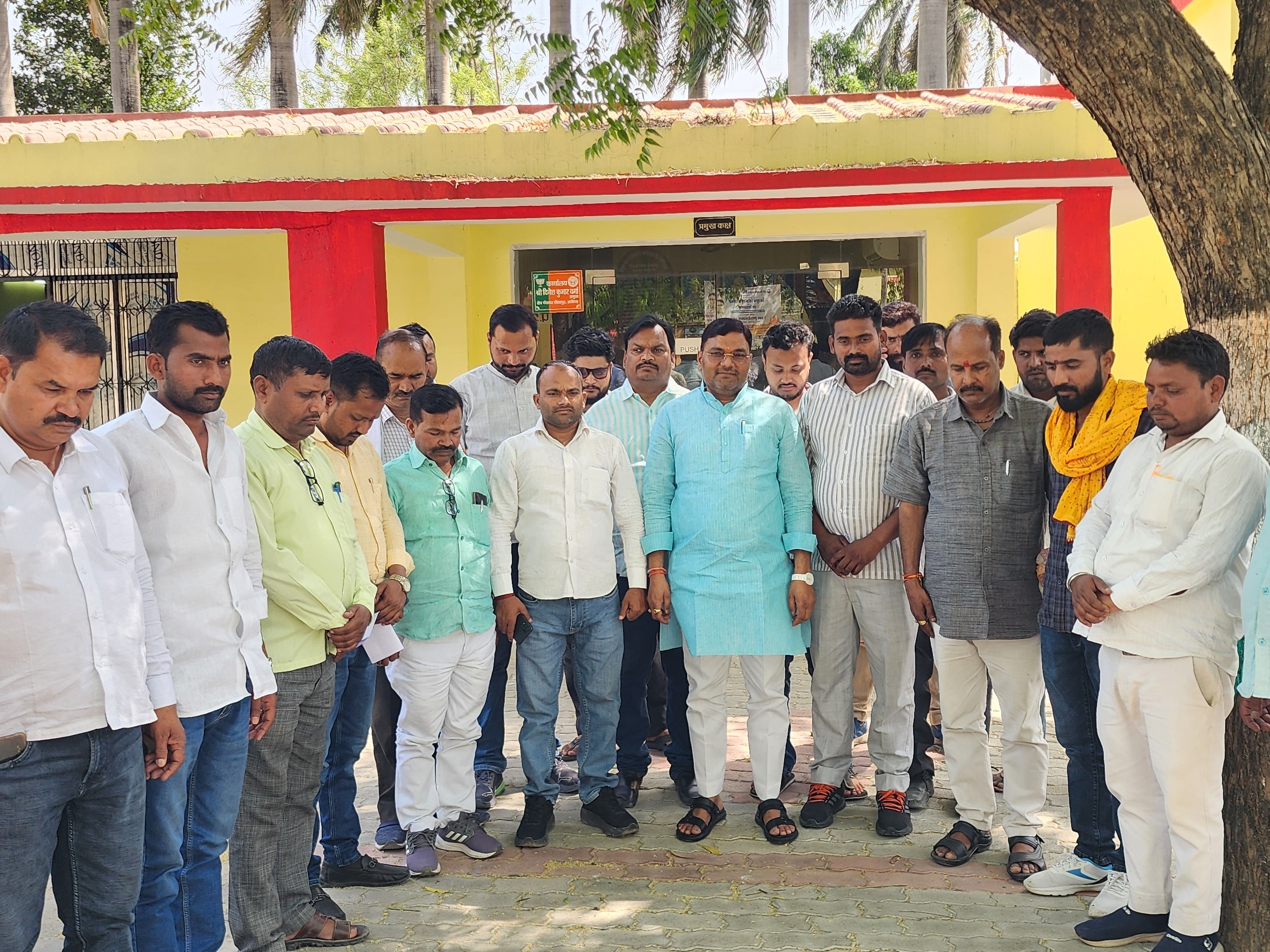 Ayodhya Gram Pradhan Rajkumar Verma Death | Lucknow Treatment Update