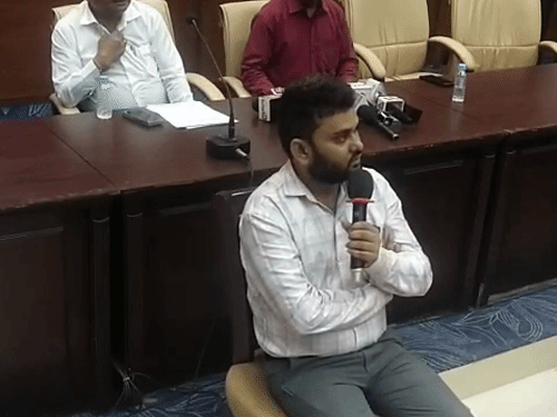 21 अप्रैल को KGMU प्रशासन ने हस्साम अहमद को पकड़कर पुलिस को सौंप दिया था।