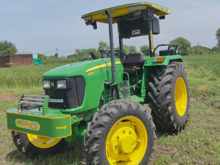 किसान ने बताया कि बाड़े में पुराना ट्रैक्टर भी खड़ा था, लेकिन चोरों ने उसे हाथ भी नहीं लगाया।