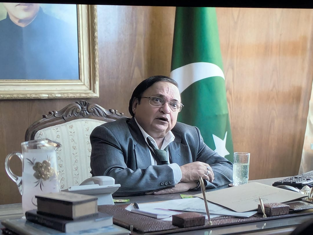 फिल्म उरी में राकेश बेदी ने RAW एजेंट का रोल निभाया था।