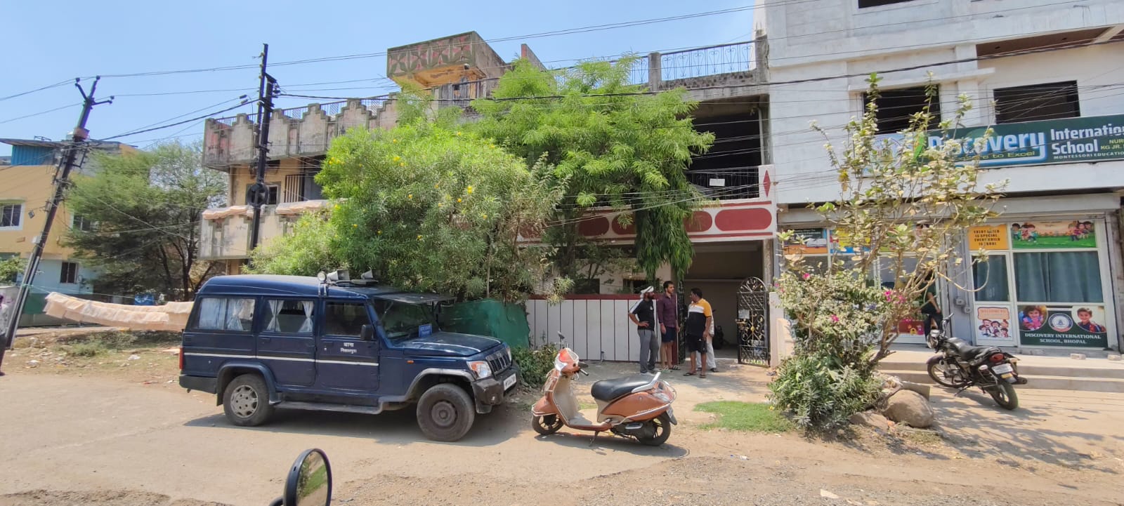 बुजुर्ग महिला का करोंद क्षेत्र स्थित घर।