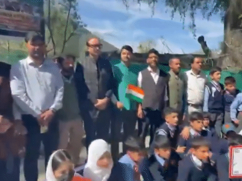 तंगधार में 2000 से ज्यादा स्टूडेंट्स ने एकजुटता मार्च निकाला।