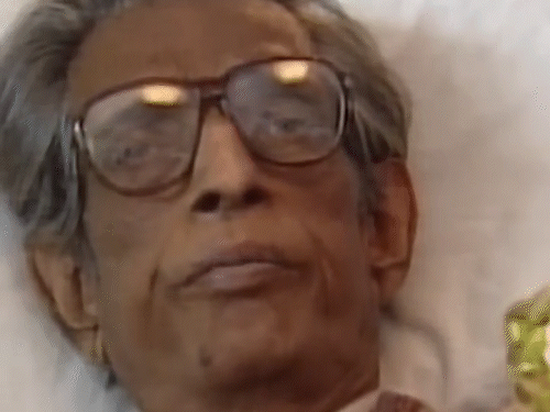 Hospitalized Satyajit Ray gave his Oscar speech.