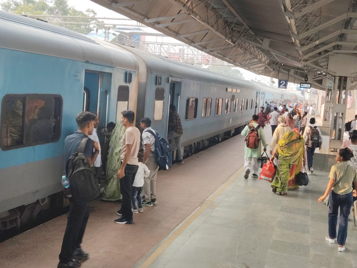 Lucknow Pathar Lucknow Yard Remodeling: Kota-Patna Express Route Changed