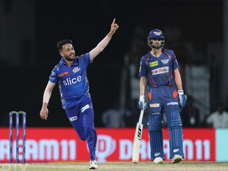 आकाश माधवाल ने 2023 में मुंबई इंडियंस के लिए 8 मैचों में 14 विकेट लिए थे।