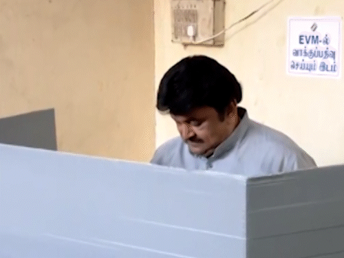 Actor Prabhu cast his vote at Thakkar Bapa Vidyalaya polling booth in T. Nagar, Chennai.