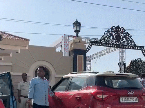 बीकाजी के सीएमडी शिवरतन अग्रवाल की अंतिम यात्रा बीकानेर के सार्दुलगंज स्थित आवास से निकलेगी।