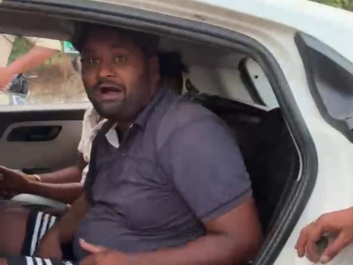 कार में मौजूद सभी लोग नाशे में धुत थे