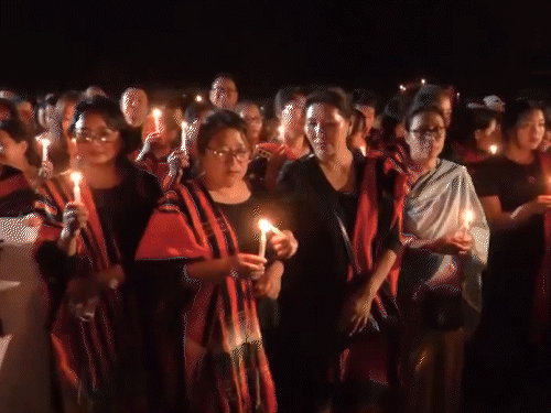 हाल ही में दो नगा समुदाय के लोगों की हत्या के विरोध में 22 अप्रैल को इंफाल में नगा संगठनों ने कैंडल मार्च किया।