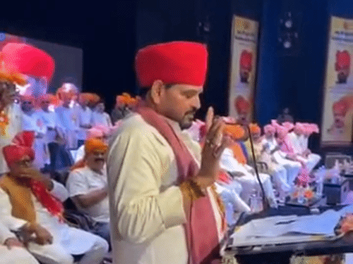 बिहार के भागलपुर में पूर्व सांसद बृजभूषण शरण सिंह ने क्षत्रिय समाज के कार्यक्रम में हिस्सा लिया।