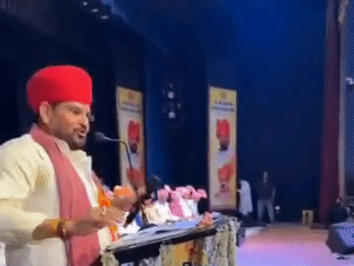 बृजभूषण सिंह बोले- अब समझाने का वक्त नहीं:  2027 या 2029 के चुनाव में दिखा देंगे, अगर हम भार लगते हैं तो एक बार कह दो – Gonda News
