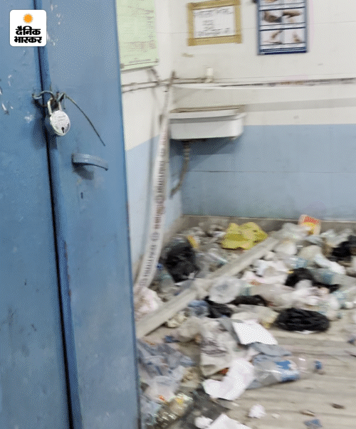 अस्पताल के चेस्ट एंड मेडिसिन डिपार्टमेंट में पुलिस ने क्राइम सीन टेप लगाकर सील कर रखा है।