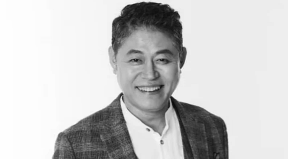 ली नाम-ही 2012 में डोंग-ए थिएटर अवॉर्ड मिला।