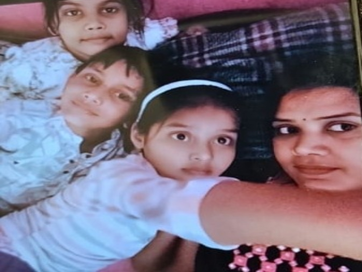 रीना यादव और बच्चों के साथ तस्वीर।