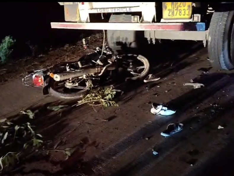 Umaria Accident: Bike Hits Truck, Two Brothers Dead