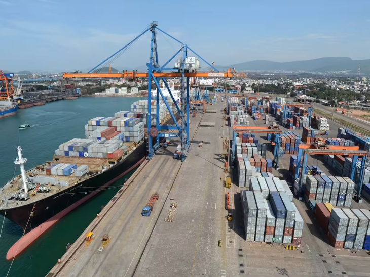 2018 में भारत और ईरान के बीच चाबहार पोर्ट को लेकर 18 महीने का समझौता हुआ था, जिसे बाद में बार-बार आगे बढ़ाया जाता रहा।