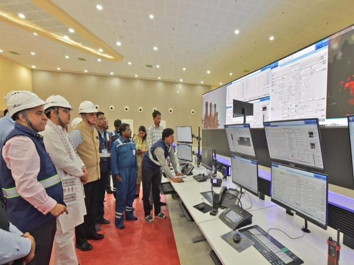 सीएम भजनलाल शर्मा ने 21 अप्रैल को सीएस बी श्रीनिवास के साथ रिफाइनरी का दौरा किया था। उन्होंने यहां HPCL के अधिकारियों से हादसे की जानकारी ली थी।