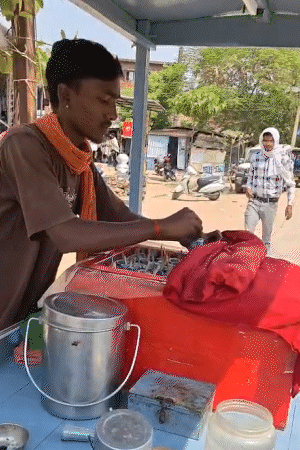 शुक्रवार को सबसे अधिक तापमान पलामू में 43.6 डिग्री सेल्सियस रिकॉर्ड किया गया।