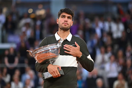 कार्लोस अल्काराज 2025 फ्रेंच ओपन के विजेता हैं।