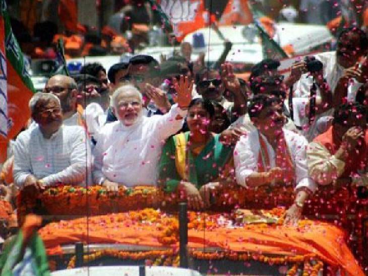 24 अप्रैल, 2014 का रोड शो मलदहिया से शुरू होकर जिला मुख्यालय स्थित कलेक्ट्रेट ऑफिस तक गया था।