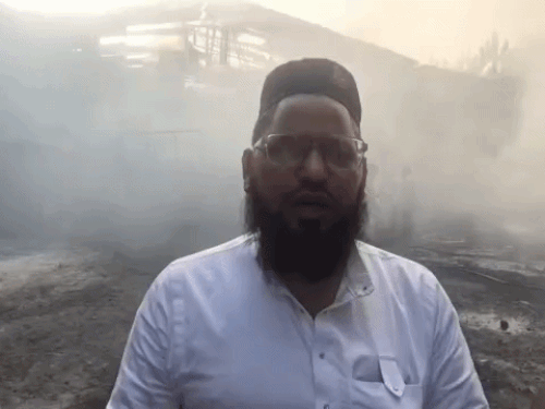 टायर फैक्ट्री के मालिक मुस्लिन ने आरोप लगाया कि साजिश के तहत ये आग लगाई गई है।