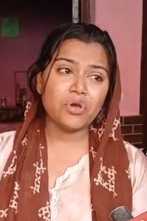 मृतक अमरदीप की पत्नी सिमरन ने हाथ जोड़कर कहा कि मुझे इंसाफ चाहिए। सब कुछ प्लानिंग के तहत हुआ।