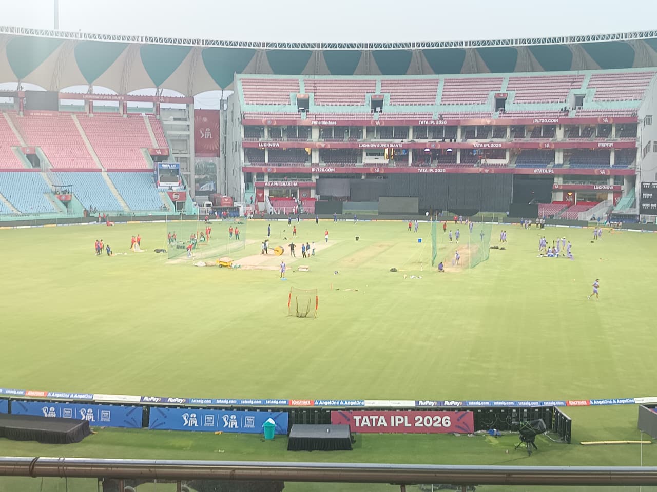 होम ग्राउंड पर पहली जीत की तलाश में उतरेगी LSG:  इकाना में आज कोलकाता से भिड़ंत; 3 मैच में 3 बार बदली पिच, छिड़ी बहस – Lucknow News