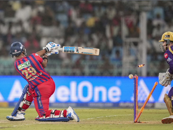 नरेन ने सुपर ओवर में सिर्फ 1 रन दिए।