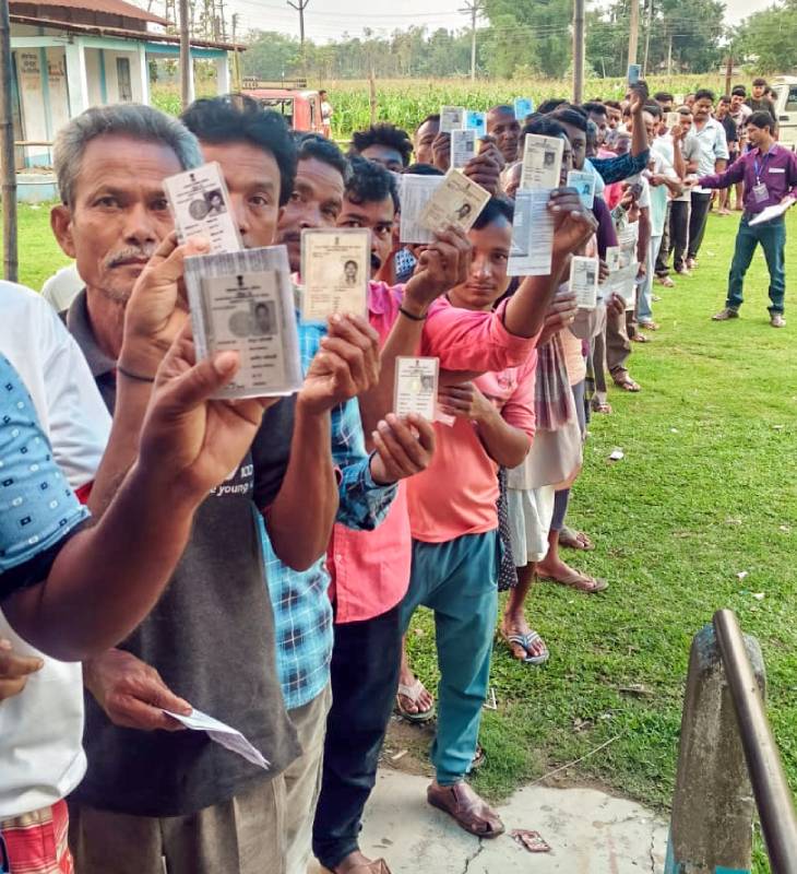 बंगाल में 23 अप्रैल को पहले फेज में 152 सीटों पर 93% वोटिंग हुई।