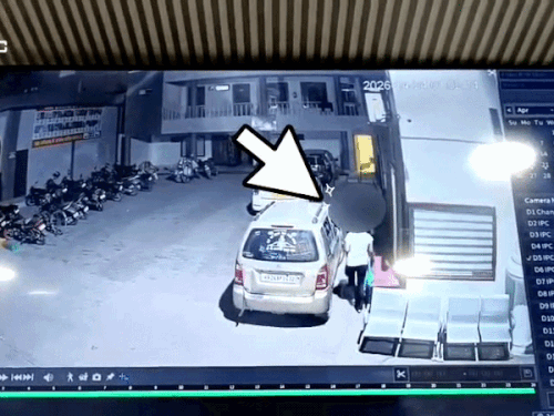 धर्मशाला में लेडी शौचालय की ओर जाते हुए कॉल गर्ल