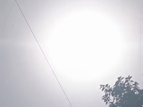 तेज धूप में घरों से निकलना हुआ मुश्किल।