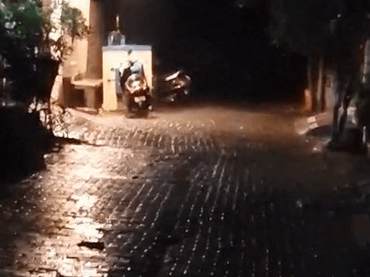 uttar pradesh weather IMD Lucknow banda heatwave record 47 degree garmi 17  Districts rain alert live update video