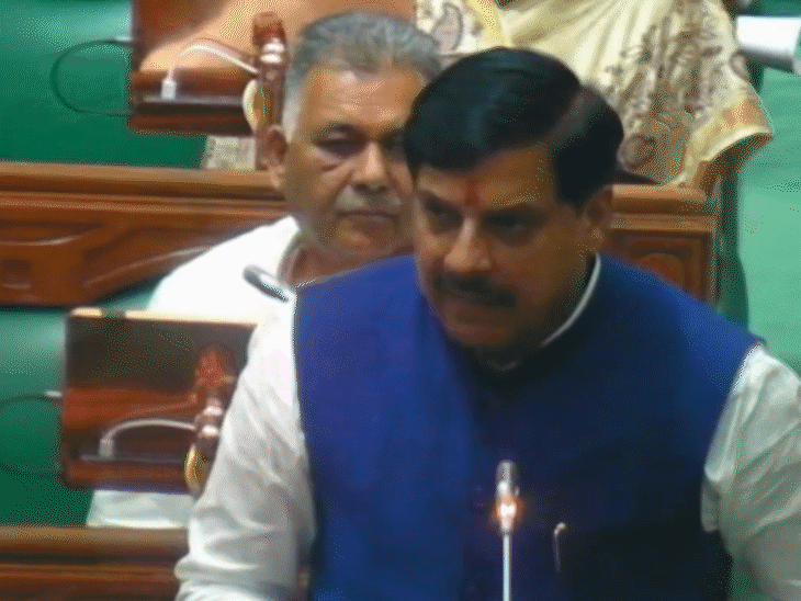 विधानसभा में सीएम मोहन यादव और नेता प्रतिपक्ष उमंग सिंघार में बहस हो गई।