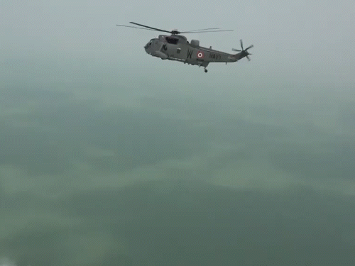 पहले मिसाइल के कुछ ही सेकेंड बाद दूसरा मिसाइल भी लॉन्च किया गया।