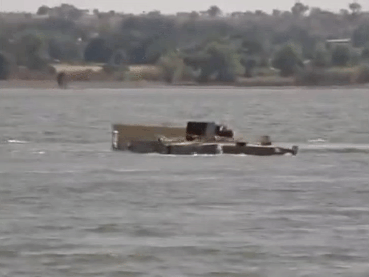 DRDO की व्हीकल्स रिसर्च एंड डेवलपमेंट एस्टैब्लिशमेंट (VRDE) ने एडवांस आर्मर्ड प्लेटफॉर्म (व्हील्ड और ट्रैक्ड) तैयार किए हैं।