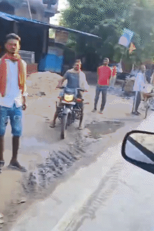 ऑपरेशन रेड लाइट के बाद से बिहार के ऑर्केस्ट्रा में पुलिस ताबड़तोड़ रेड कर रही है।- टीम बनाकर छापेमारी के लिए जारी सीवान पुलिस।
