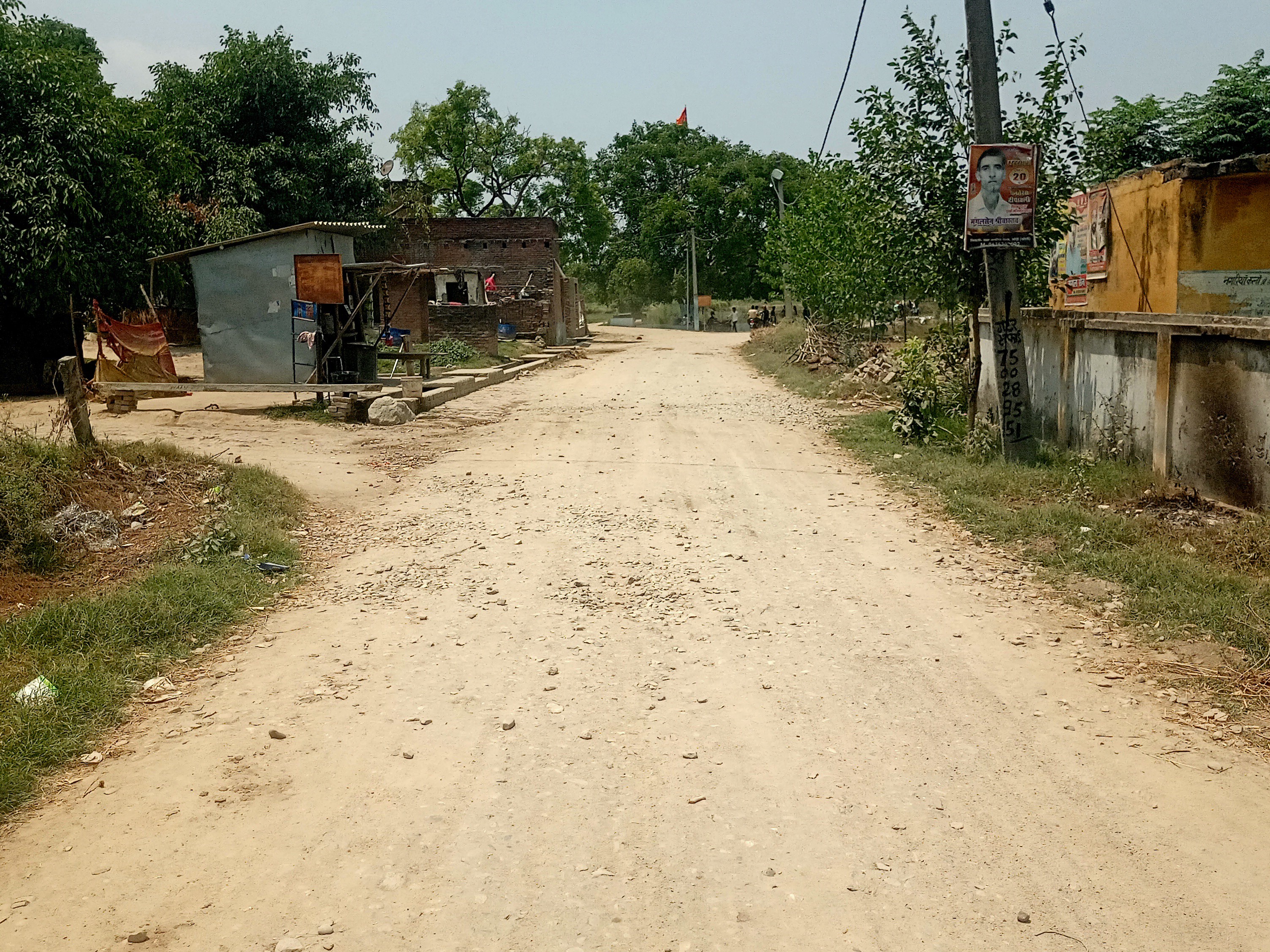 Nagariya Kalan Road Construction Dust Woes | No Water Spray for a Month