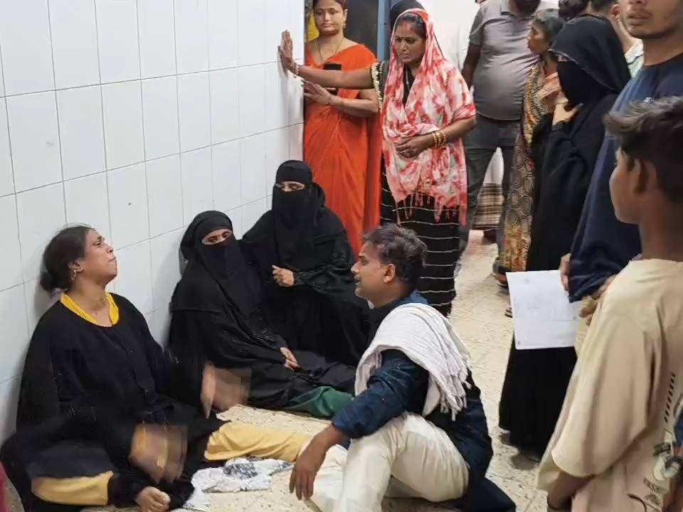 परिजनों का रो-रोकर बुरा हाल