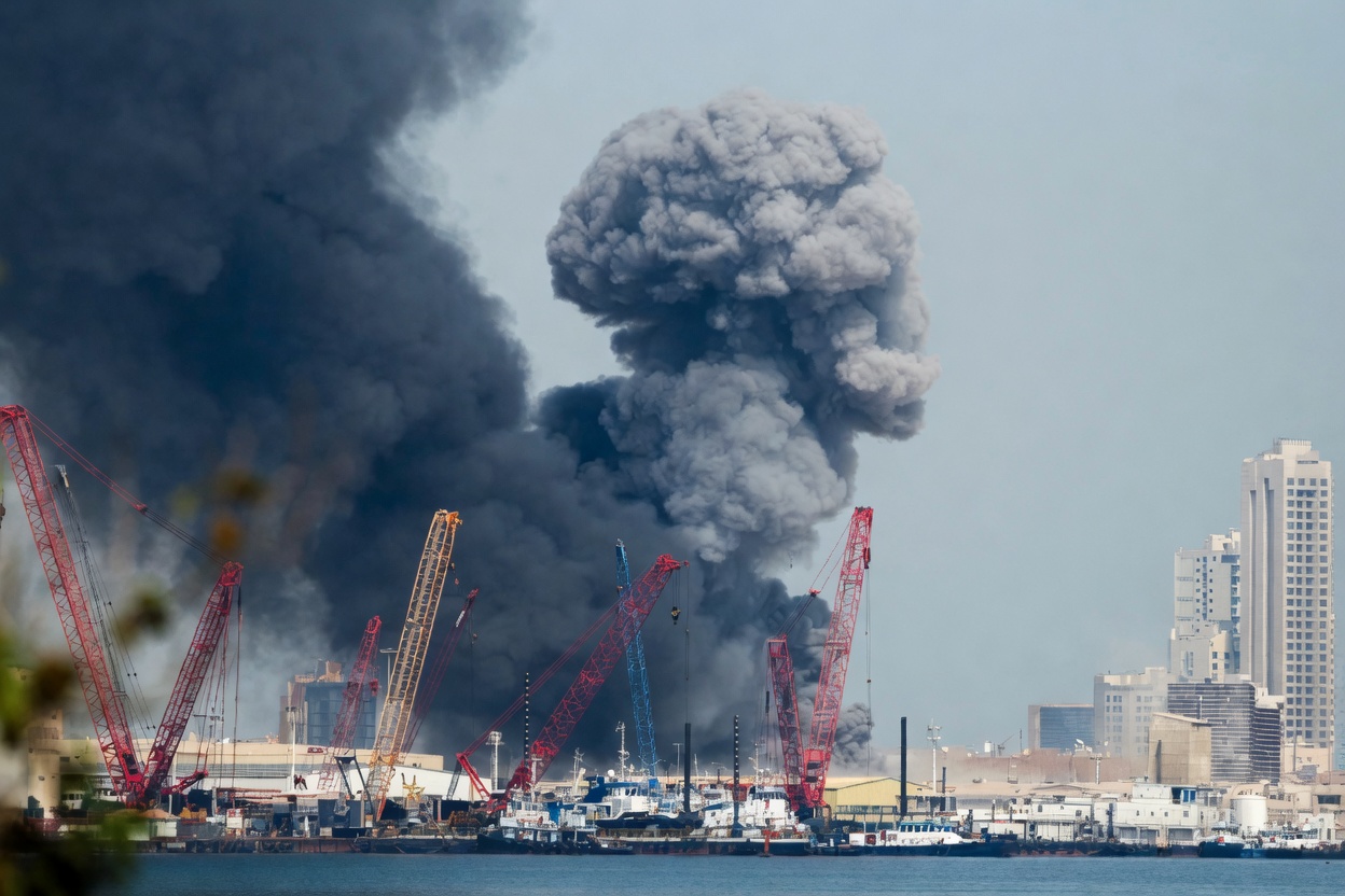 Picture of the attack on the American military base during the war in Bahrain.