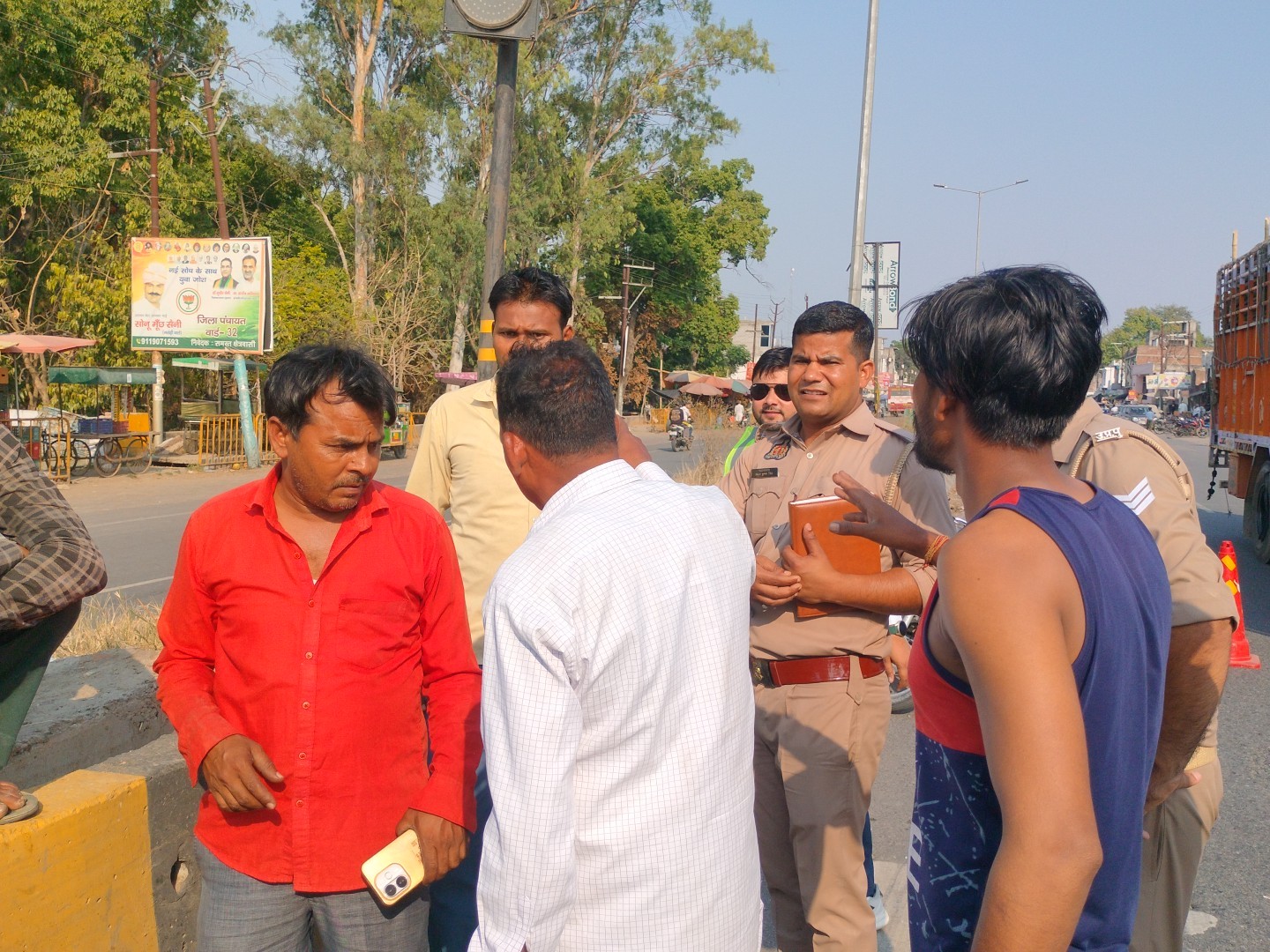 Jansath Highway Pickup Accident | Divider Crash; No Casualties