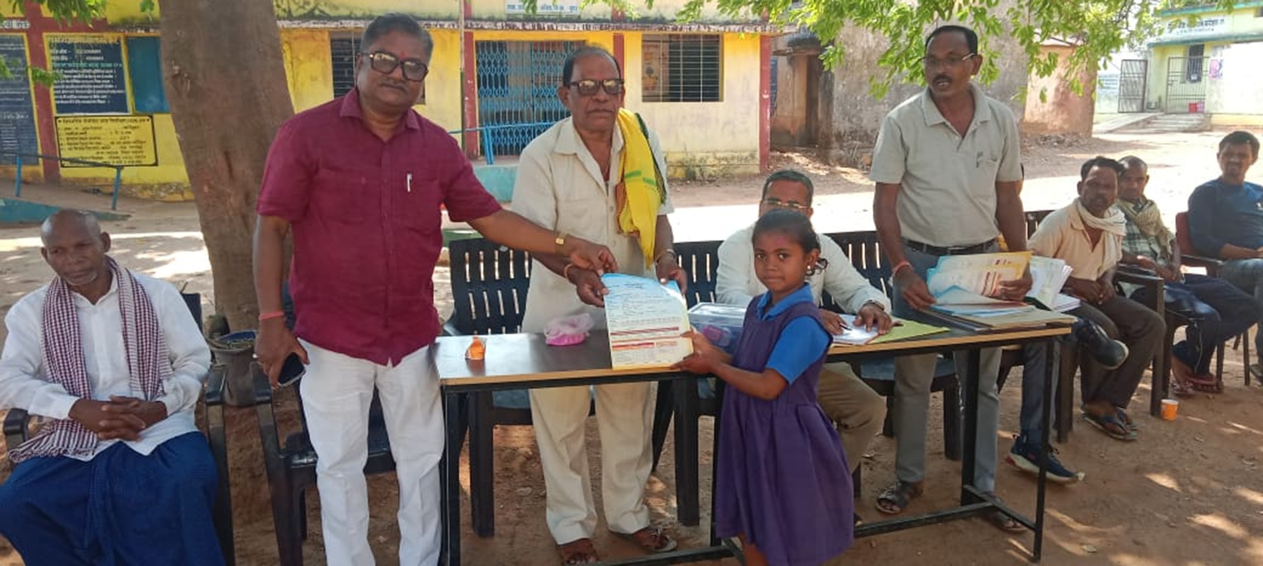 Local Class The examination results of local classes were released and report cards ...