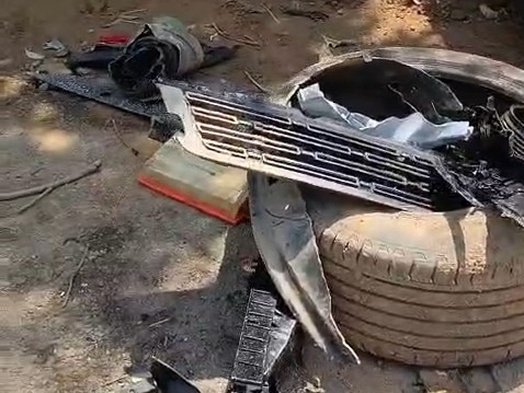 Greater Noida Car Accident: Range Rover Overturns After Hitting Tree