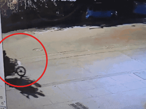 CCTV फुटेज में दोनों आरोपी सलमान के घर के बाहर नजर आए थे।