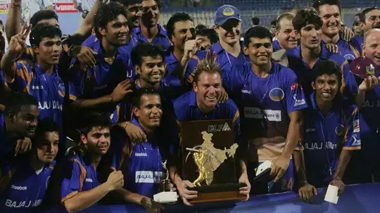 साल 2008 में पहली बार में ही राजस्थान रॉयल्स IPL चैंपियन बनी थी। उस समय शेन वार्न टीम के कप्तान थे।