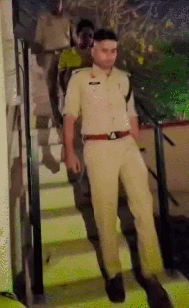 पोलिसांनी मुलीला समजावून 9 तासांनंतर टाकीवरून खाली उतरवले. तिला पोलीस ठाण्यात घेऊन गेले.