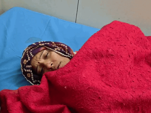 फतेहपुर के धानुका अस्पताल में मां नैन कंवर का इलाज चल रहा है।