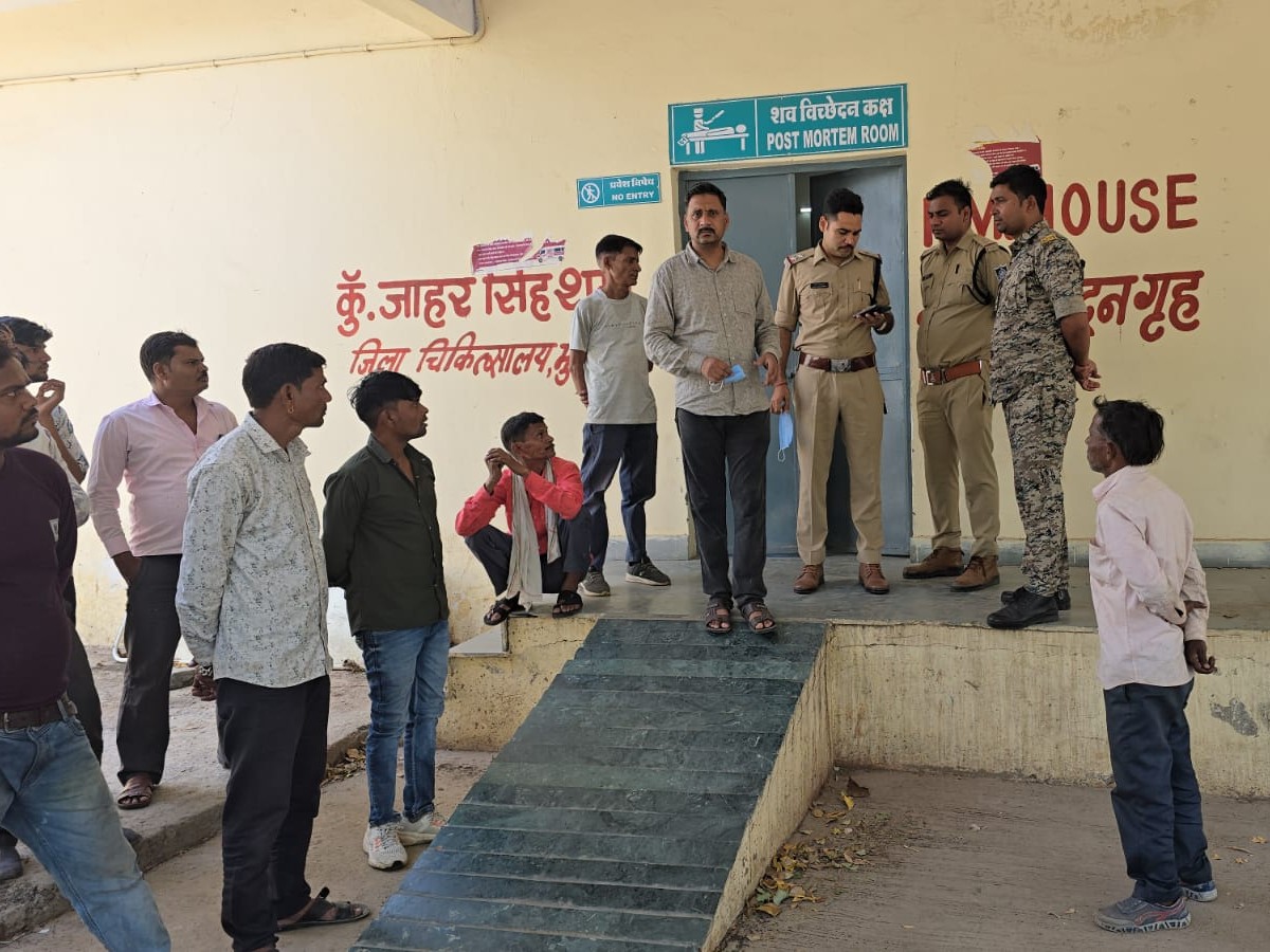 देवगढ़ थाना क्षेत्र में कपल का शव मिला - Dainik Bhaskar