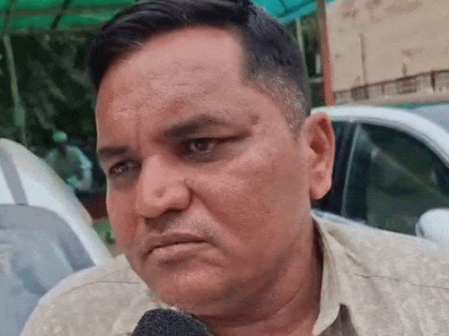 बलवंत के भाई राजपाल यादव ने सुसाइड केस में कई जानकारी दैनिक भास्कर एप की टीम के साथ शेयर की।