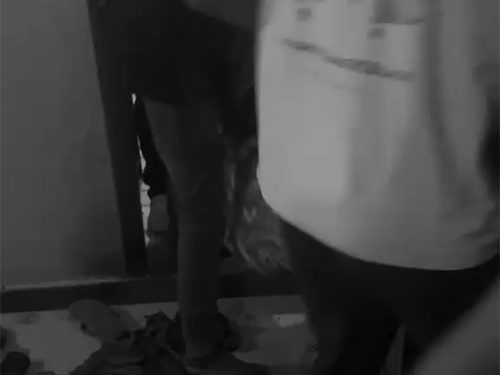 मौके पर पहुंचे लोगों ने दोनों को अस्पताल पहुंचाया था।