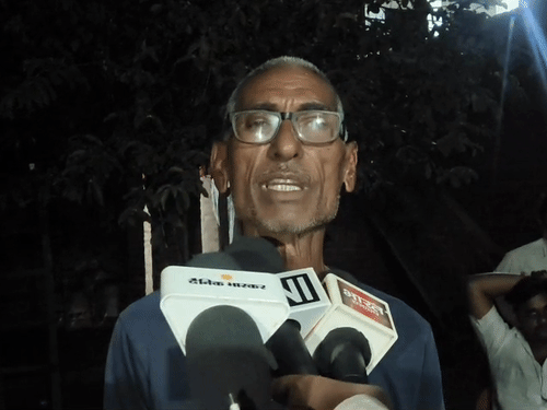 आरोपी दानियाल के पिता महमूद ने कहा कि उन्हें बेटे के किसी गलत गतिविधि में शामिल होने की जानकारी नहीं है।